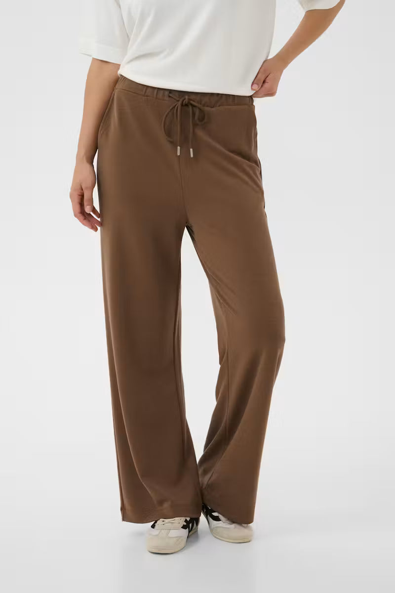 Annie Pants Carafe