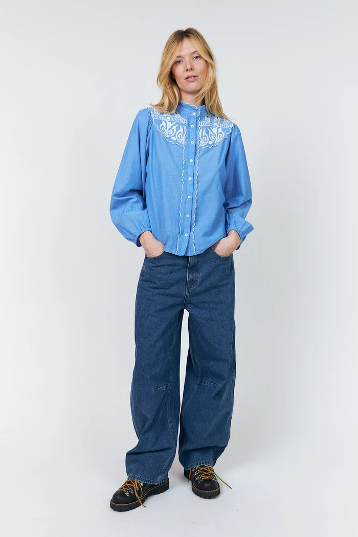 Lia Shirt