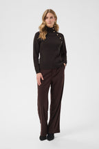 Dela Button Pullover Java