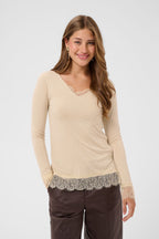 Alvaia LS Lace Tshirt Oatmeal
