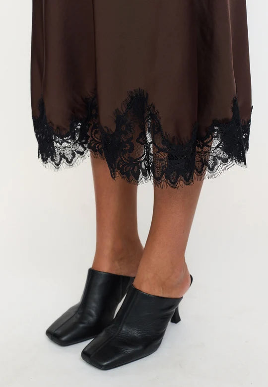 Journee Midi Skirt