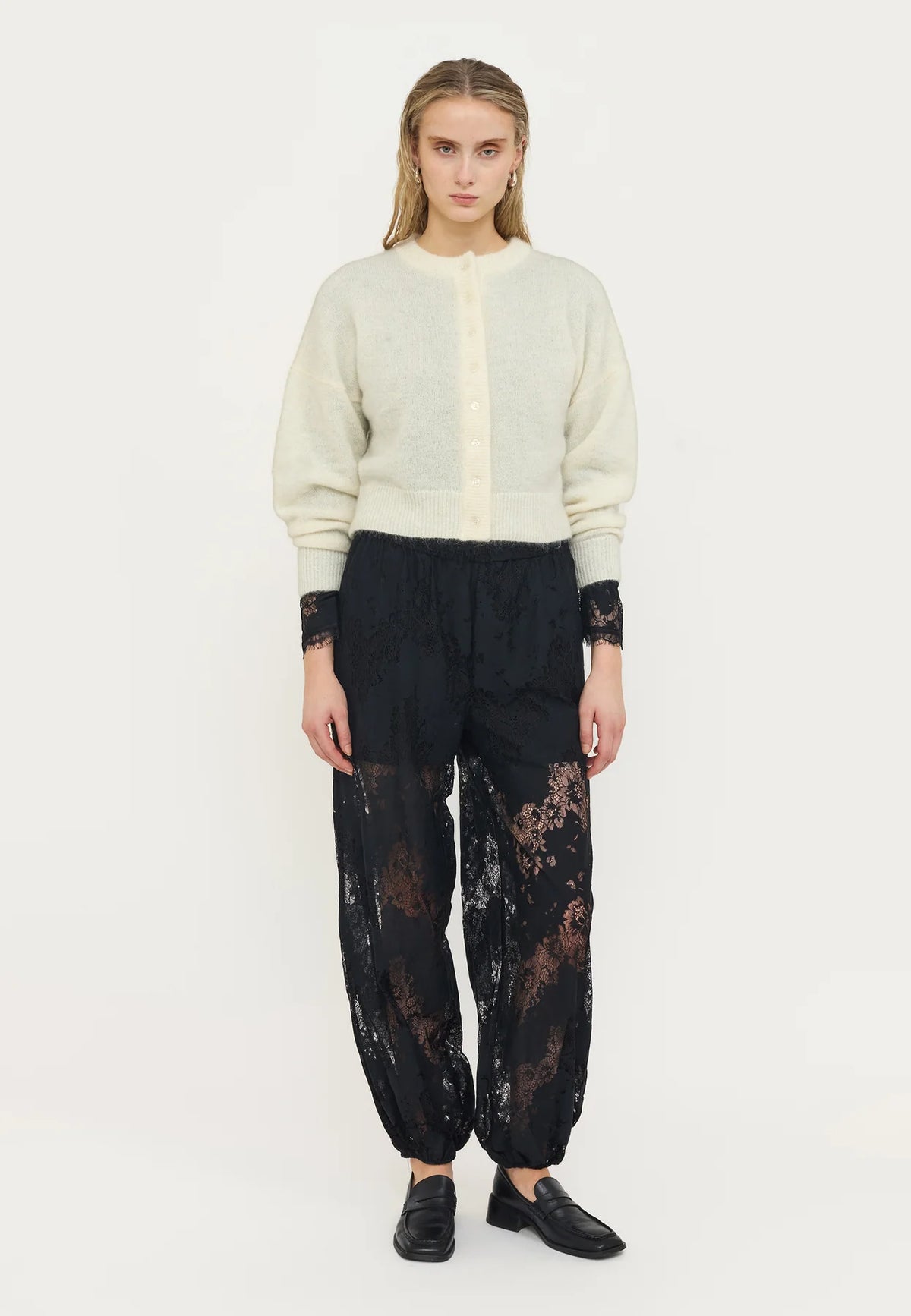 Cameo Cardigan