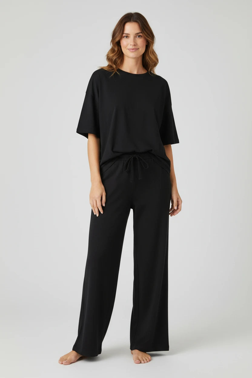 Plaza d'Amanté black relaxed fit lounge set with oversized crewneck t-shirt and wide-leg drawstring trousers