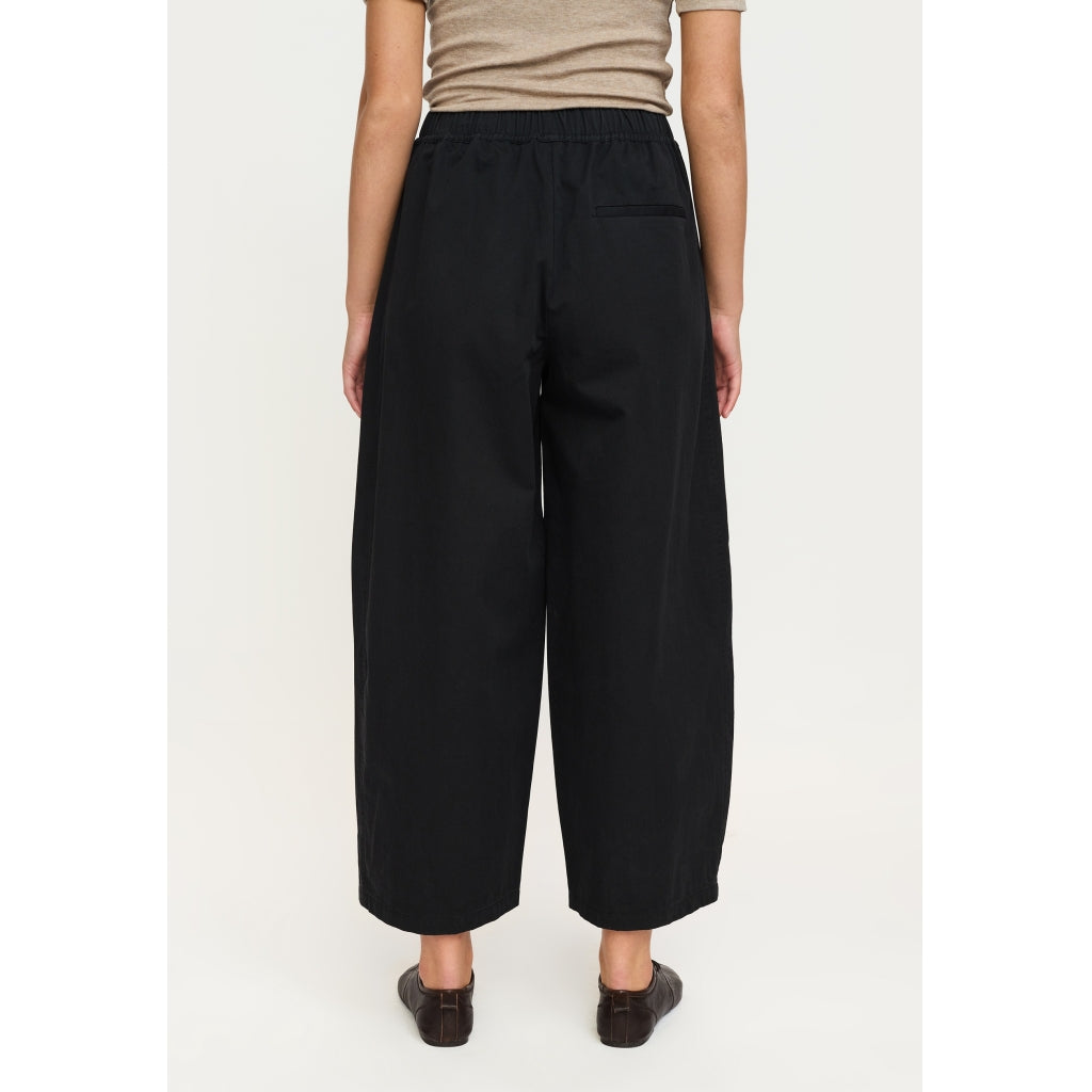 Tabita Relaxed Pant
